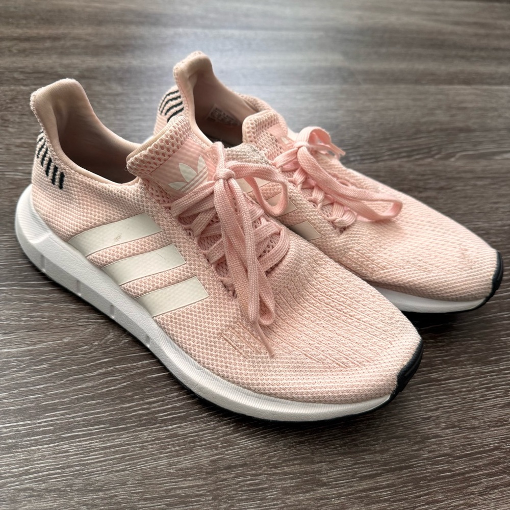 Adidas Women's Light Pink Sneakers